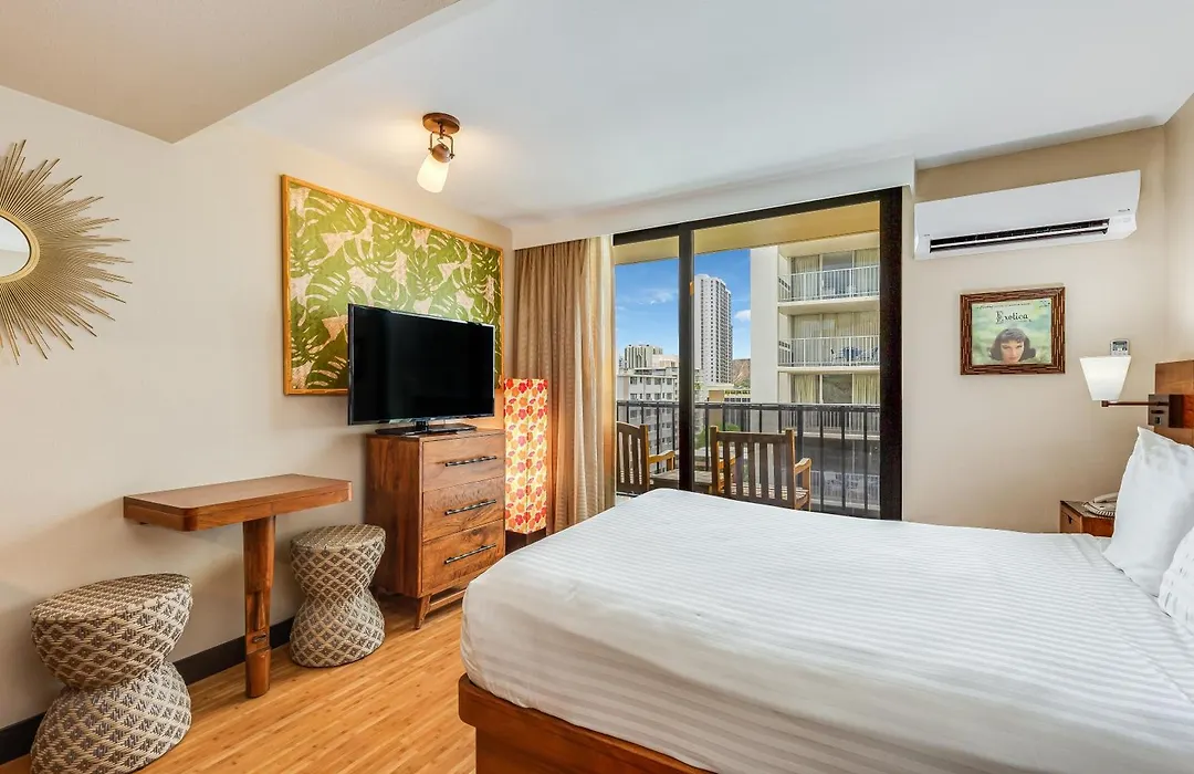 Castle Bamboo Waikiki Hotel-1