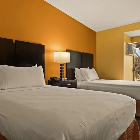 Best Western The Plaza Hotel Honolulu Airport - Free Breakfast-2